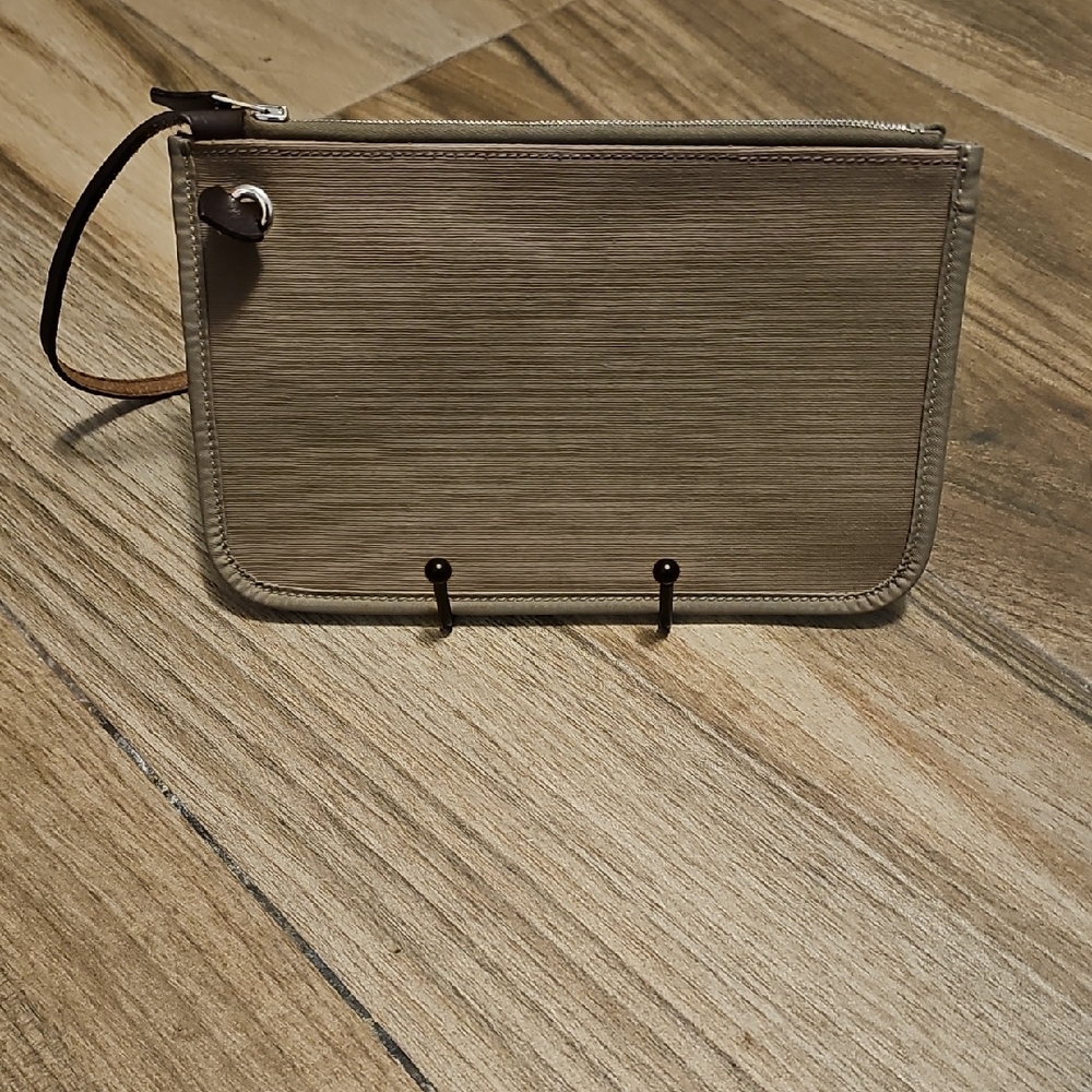 Hermès Elegant Wristlet Clutch for Herbag | EUC